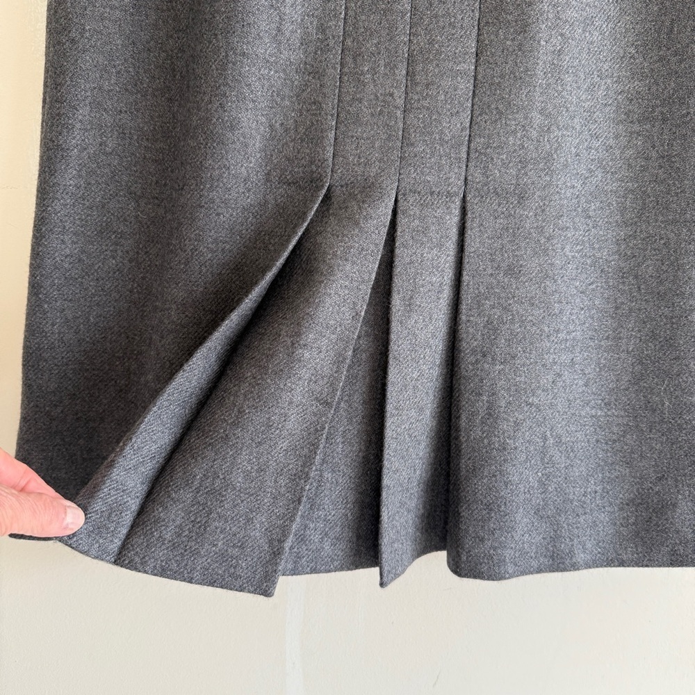 Classic Women's Grey A-Line Wool Blend Skirt Size XS - Picture 10 of 12